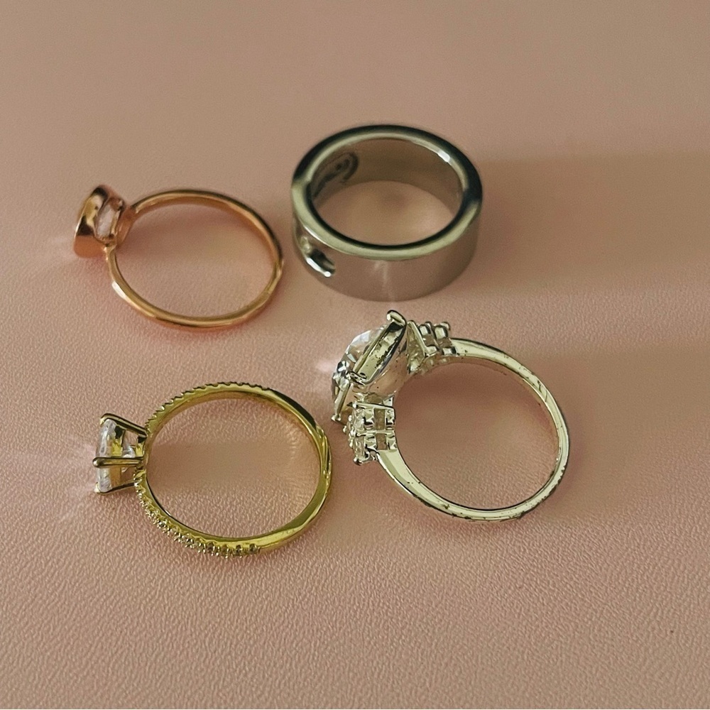 Bundle 4 rings size 7 - Picture 3 of 3